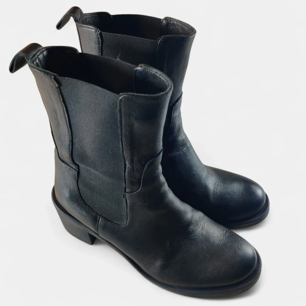 Emanuele Crasto Mid Calf Black  Italian Leather Pull On‎ Boots Size 38 / 7.5 - 8